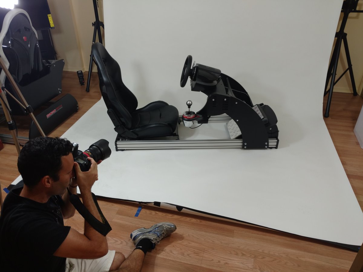 Ricmotech on Twitter: "Product photos of the new APX500 sim racing chassis being take by Oscar Ricmotech on Twitter: "Product photos of the new APX500 sim racing chassis being take by Oscar