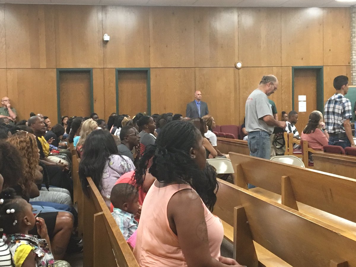 AlexKoehnRassas's tweet photo. Batts just entered. The courtroom is packed for this hearing. Some supporters are wearing "Timea Fly" shirts @NC5 https://t.co/7s8IKLbMDu