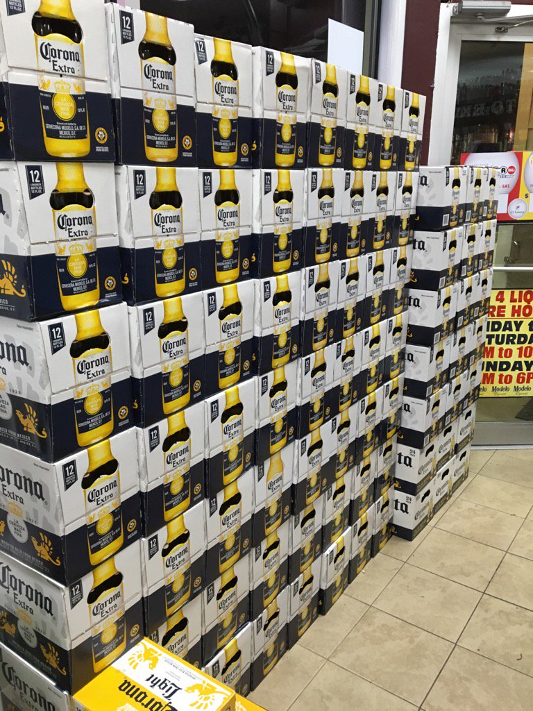 iSEEMERMZ's tweet photo. EXIT 4 LIQUORS OPEN 10-10 MONDAY- SATURDAY 6pm SUNDAYS , we always got something else for ya , make your way https://t.co/fN0y6stRCt