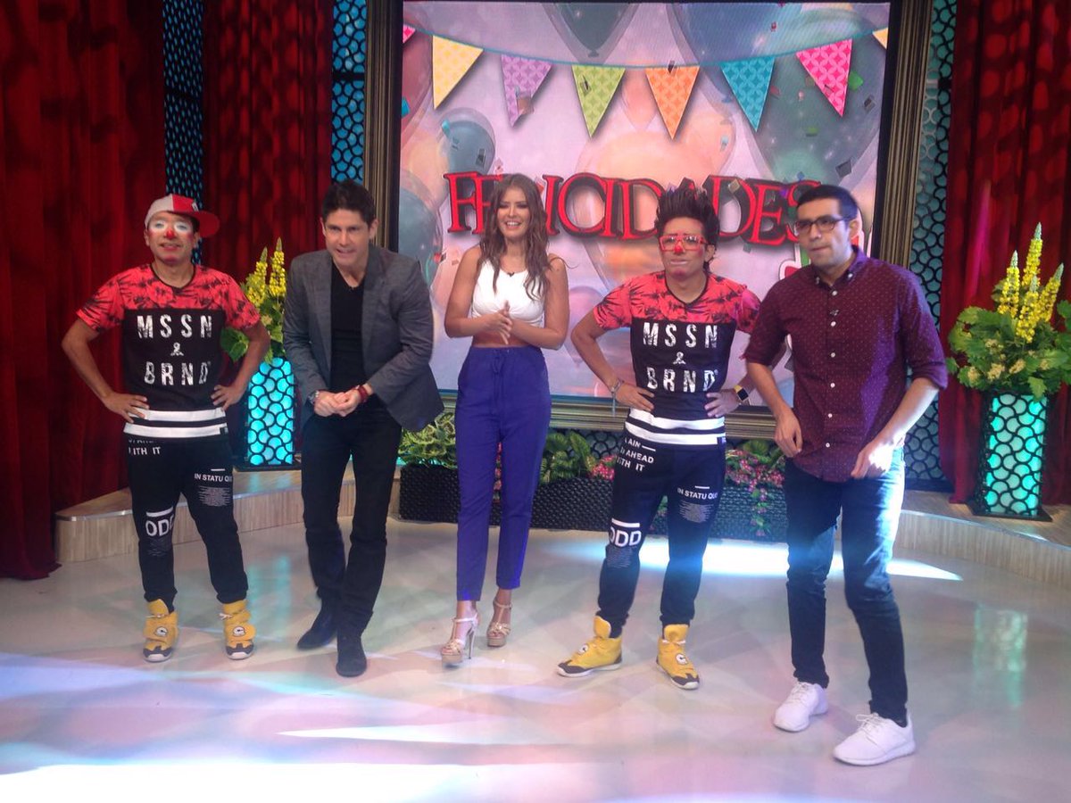 VengaLaAlegria's tweet image. 🎉🎂 ¡Felicidades a todos los que festejen algo en este viernes! 🎁🎉🎂 @losdestrampados @ponchodeanda @VZCR @elcapiperez