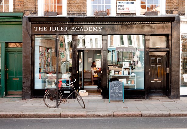 Academia ofrece cursos para el ciudadano moderno que incluyen #filosofía y hasta #ukelele : goo.gl/e54Kb3