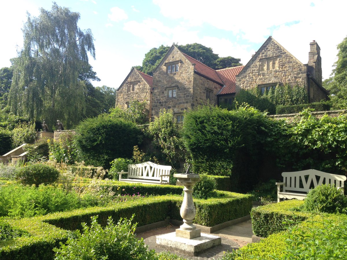 FriendsofWOH's tweet image. #HappyMackemDay from all the Friends of Washington Old Hall!