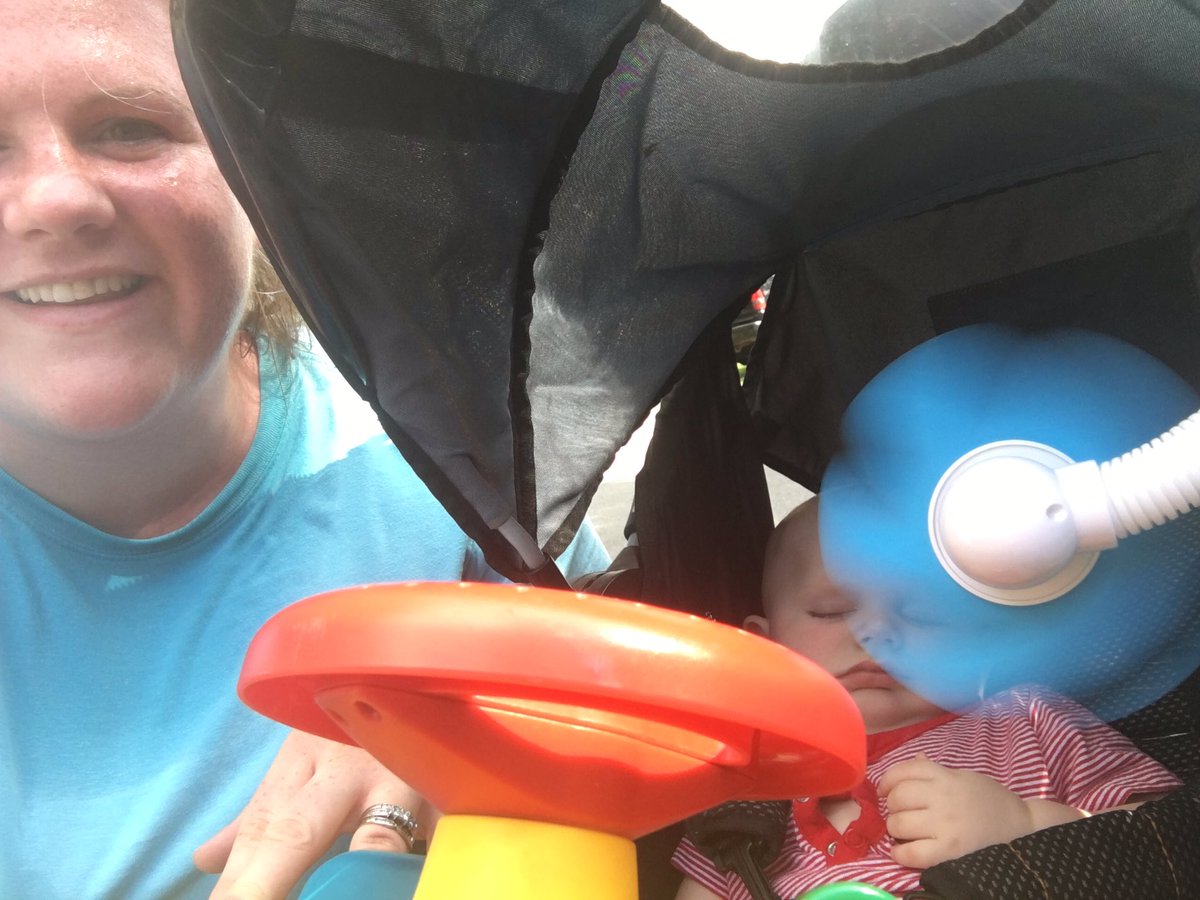 DanielleHofer84's tweet photo. A very hot run! #strollerfan to the rescue for little man. @c25kfree #fitmom https://t.co/8xoM0NJHuO