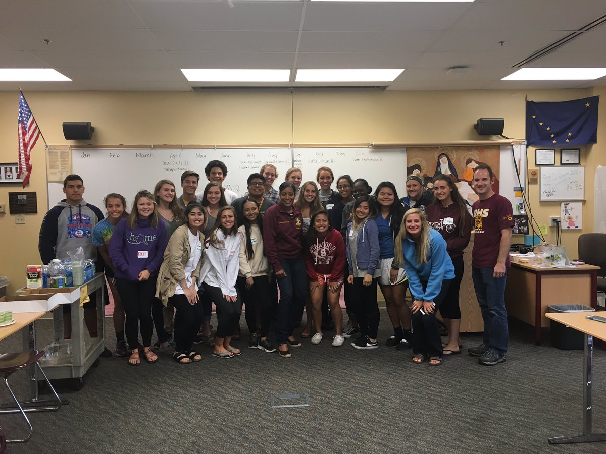 TjhHarris's tweet photo. Meeting with StudGov at Retreat. Go Lynx! https://t.co/wWy2G1jDeD