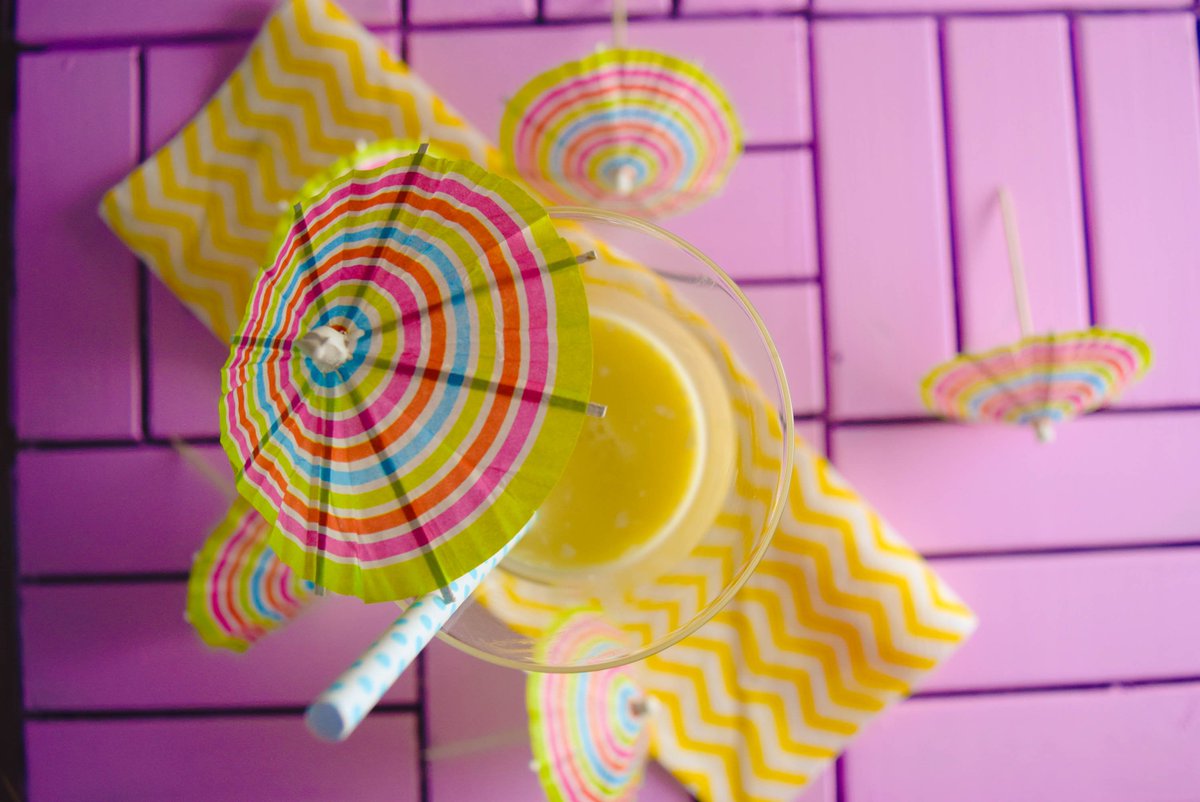 aacocktails's tweet photo. Die gesiebte Ananas, Piraten und if you like...Pina Colada #pinacolada #cocktails #yeahcocktailhour https://t.co/XnQN0w9VoQ