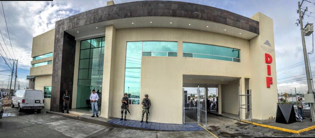 DIF_Durango's tweet photo. Con un nuevo edificio cuenta el @DIFGomezPalacio, un mejor servicio a sus usuarios! Muchas felicidades @Tere_AdelC https://t.co/FCazJThHxR