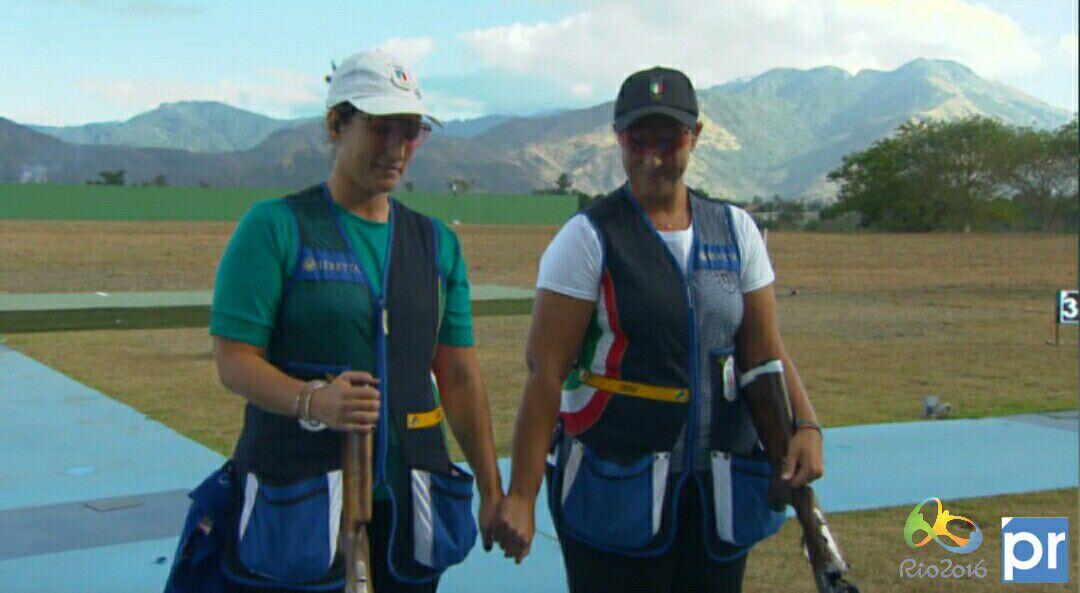 PRimeTorino's tweet photo. Oro e Argento nello Skeet femminile, grazie a Diana Bacosi e Chiara Cainero
#PRimeToRio #Rio2016 #doppietta https://t.co/9MzU2TY4gT