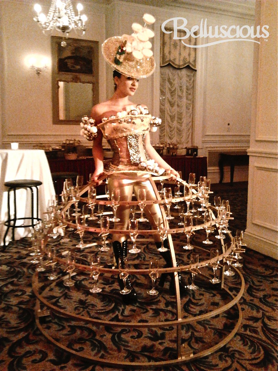 BellusciousLive's tweet photo. #featuredfriday Our Champagne Beauty is the perfect addition to your next party, reception or event! Book her now! https://t.co/y66JhTqsDT