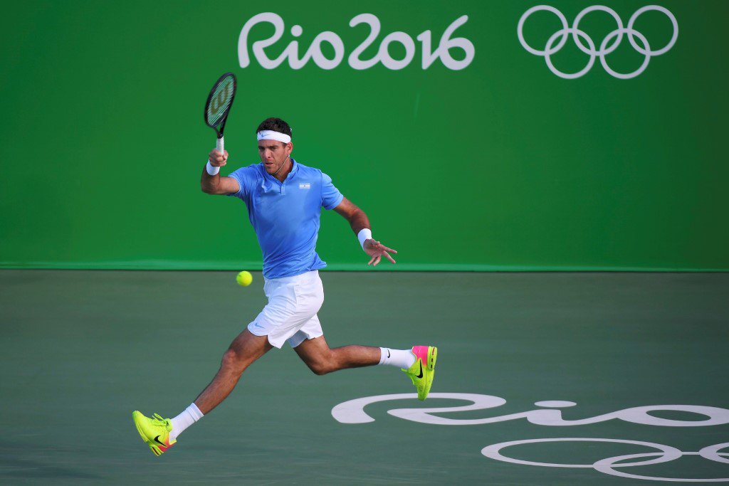 DiarioOle's tweet photo. #Rio2016 #Tenis #DelPotro le ganó 7-5 7-6 (4) a Agut y ya está en semifinales. https://t.co/hZ0GhVXxXg