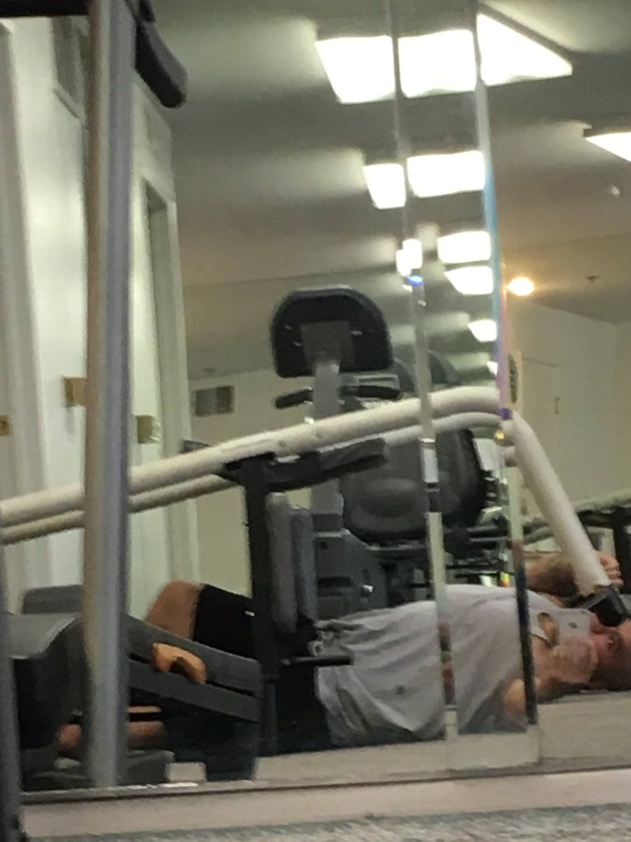 destroy3R's tweet image. #senhaaaalp #itfellover #toostrongormaybetoofat