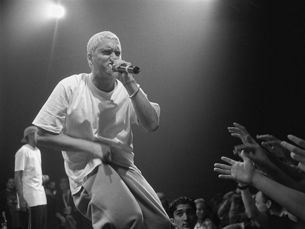 Eminem's Lyrics Should Be Considered Lethal Weapons l.thechive.com/1HcIx8