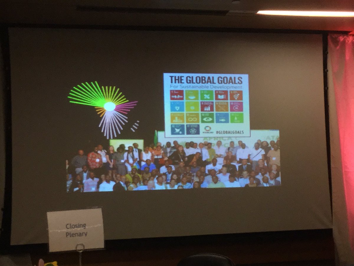 SelfieSpeech's tweet photo. @uclawit @JeanneHolm Working on global solutions beyond the walls of @citylosangeles #uclawit #womenintech https://t.co/4Bs7mdKMHg