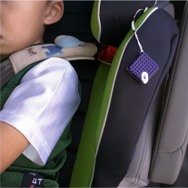 MagioTech's tweet image. #CheckForBaby Trak Taag on a carseat sets off alarm &amp;amp; rings a
phone when separated. igg.me/at/traktaag