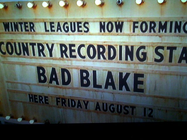 darth_johnk's tweet photo. I was watching "Crazy Heart" with @TheJeffBridges; look who happens to be playing tonight! #BadBlake #SpareRoom https://t.co/84zUFNsUb3