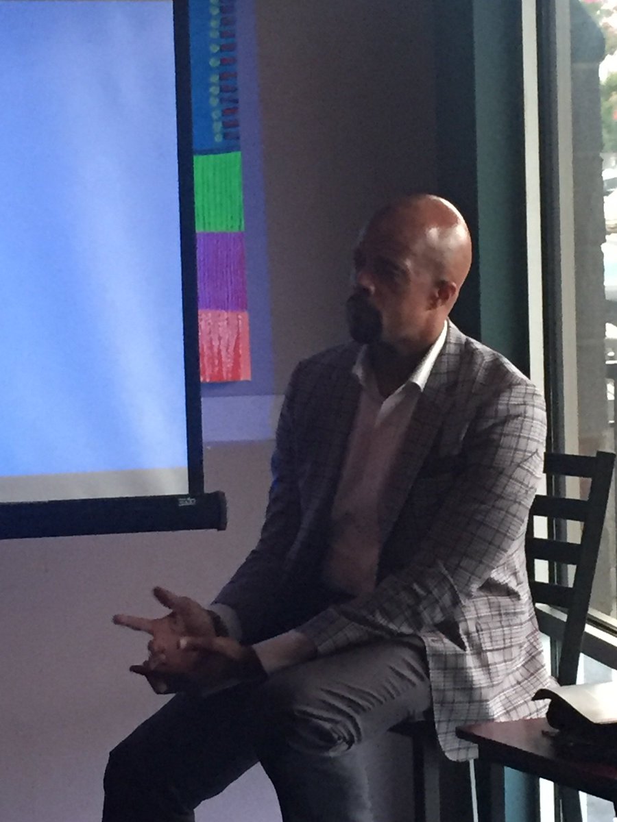 OnLocationMEM's tweet photo. @nickfnelson of @goliquidsoul currently speaking at #OLM2016 on Lifestyle Marketing & Promoting Film https://t.co/vjQuENNn5r