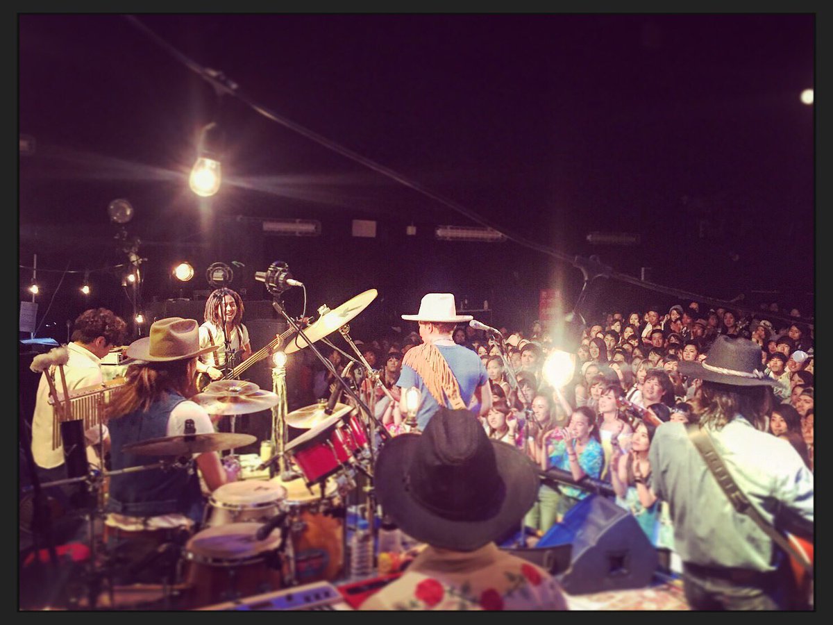MAURICIOkenta's tweet photo. やーまん！
平井大ツアー、今日も大入り(>_<)
みーーんなの顔が見れてめっちゃ楽しかった♪
本当にありがとう！！
次は柏Palooza！めっちゃ楽しみっ(>_<) https://t.co/93cv0Unkhw