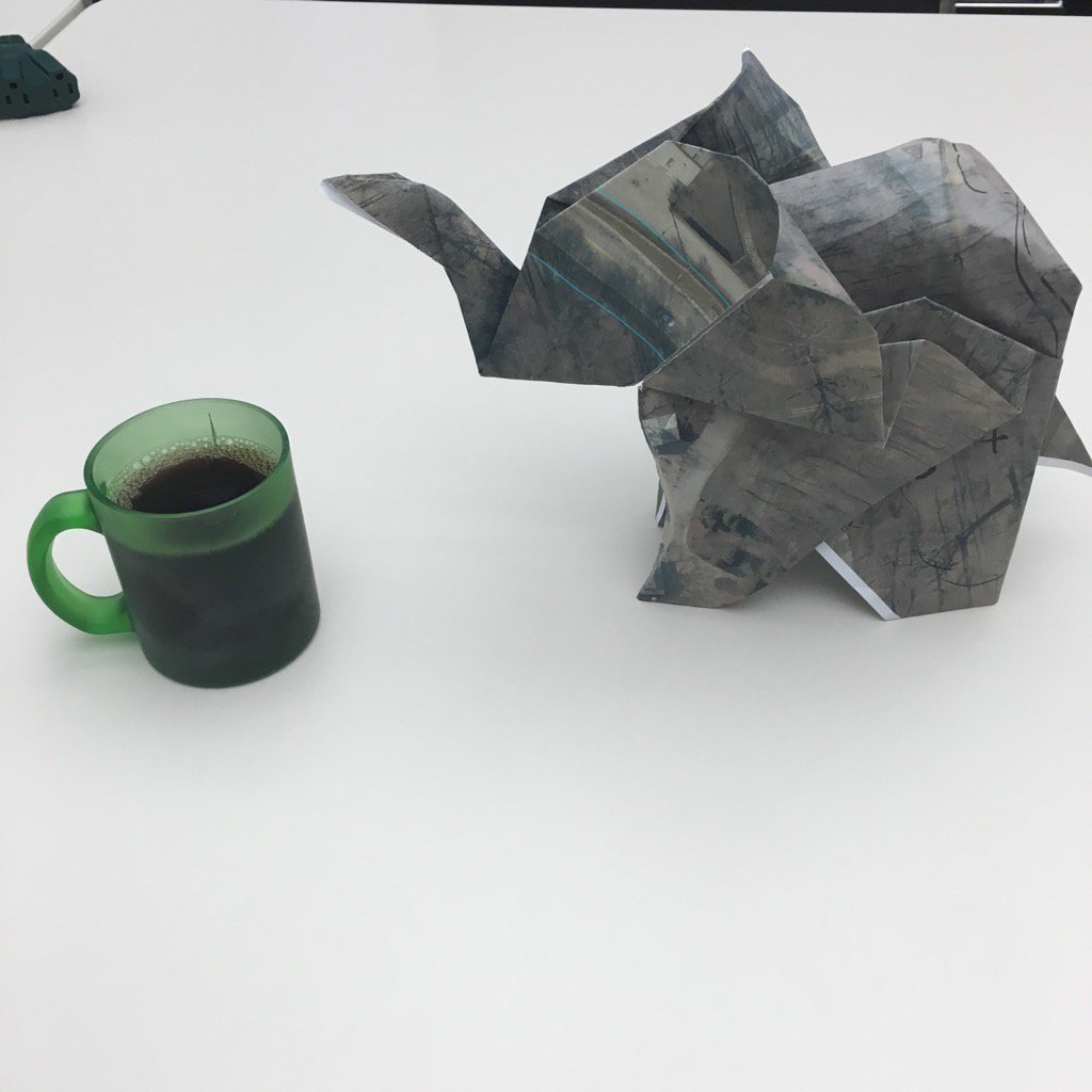 matteschindler's tweet image. Big daddy showed up today for the #ElephantOrigamiChallenge  @96Elephants @WDMArchitects