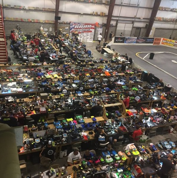 Horizon_Hobby's tweet photo. A look at the pits at the 2016 Off-road Nats. It's an impressive facility!!
#HorizonHobby #HobbyPlex #TLRacing #TLR https://t.co/cPMJresXFz