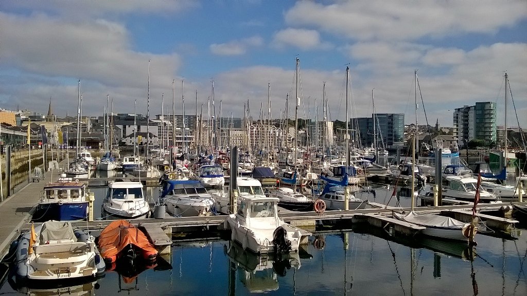 TW_Torquay's tweet photo. ...upps, wir sind heute im Bilderbuch gelandet. #Ausflug #Leuchtturm #Plymouth #Olympia #publicviewing #shopping 🏬 https://t.co/fFaEikqVzX