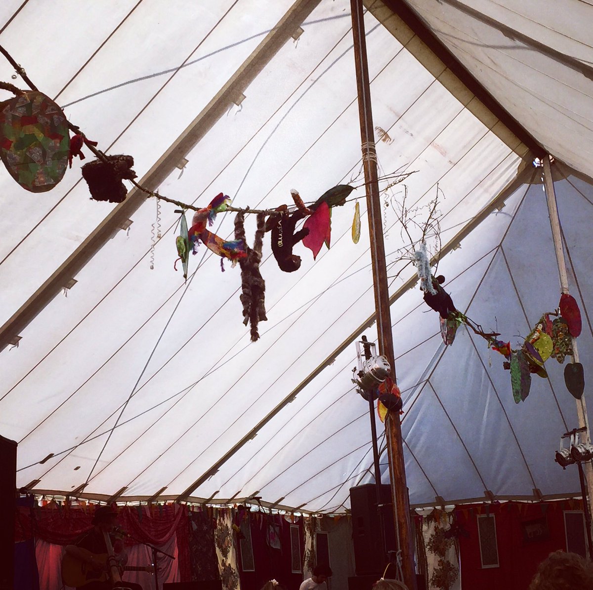 sparklylynne100's tweet photo. No beading day just performing https://t.co/1FZclZUV2h #holifair #boardmasters #folkrock #damcing #playing #cornwall https://t.co/XPebfNfsUL