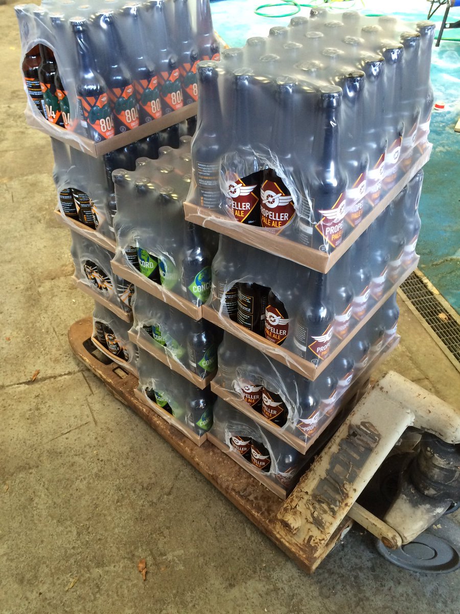 Deliveries to new pals <a href="/askewine/">askewine</a> and <a href="/mertonapp/">Merton Apprentice</a> perfect for a heatwave #FridayFeeling #craftbeer #merton #westlondon