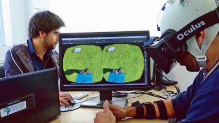 LeFigaro_Sante's tweet photo. 🔴 #Paraplégie : La #RéalitéVirtuelle pour réparer les corps paralysés https://t.co/dHlPRERfM5 #WalkAgainProject https://t.co/0sunmjp8EC