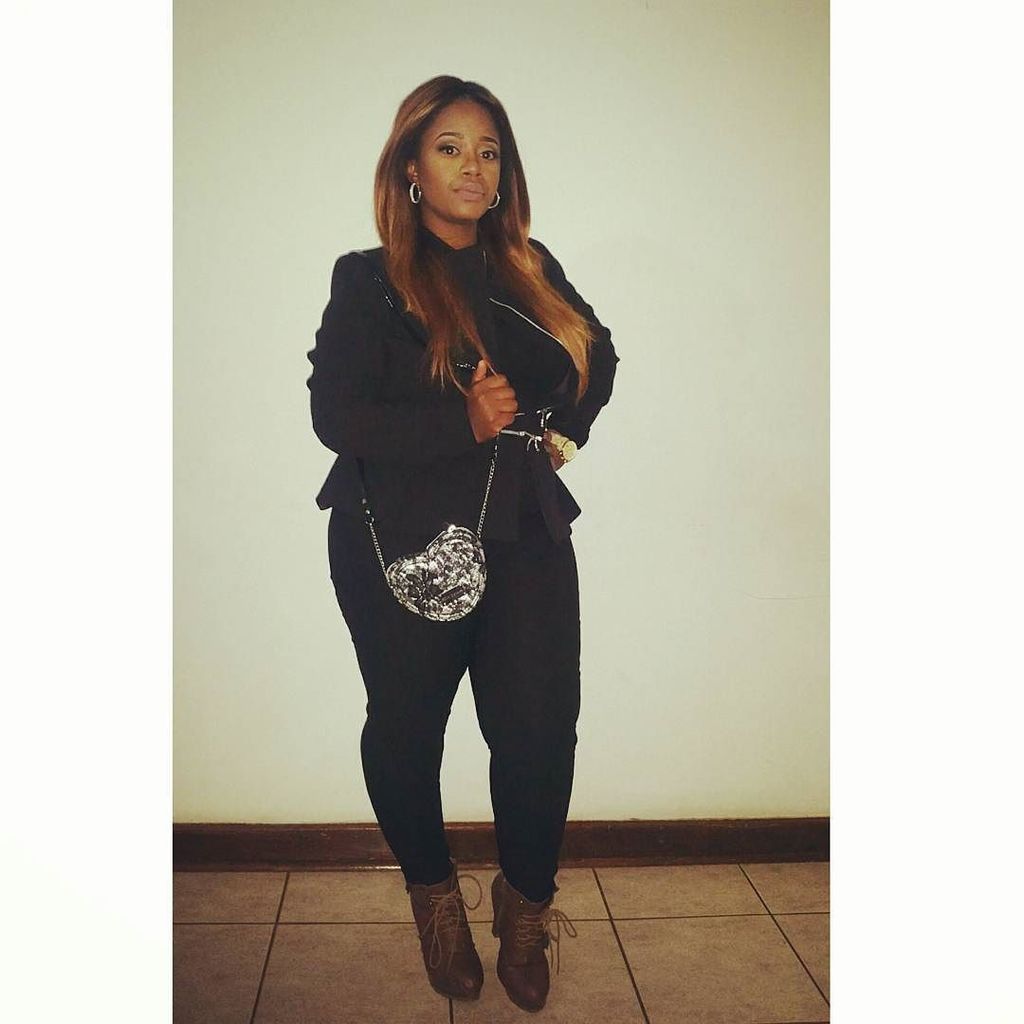 When @chic_street_zim @chicstreetzim make you feel #BadA** with that black outfit, @makeup… ift.tt/2aRW6ov