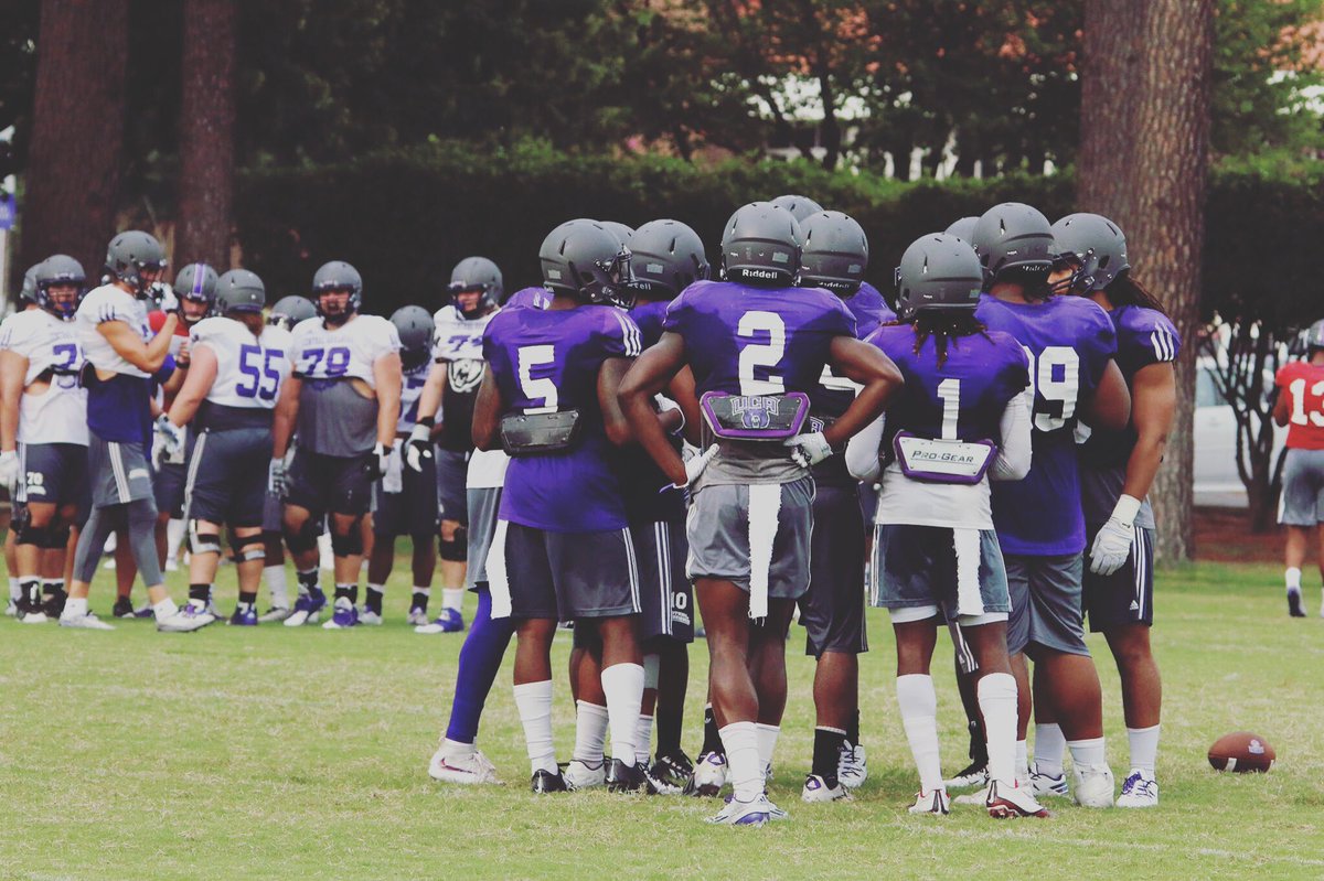 SpazOnYALL_1's tweet image. You grind We grind harder #2Problems #dos2