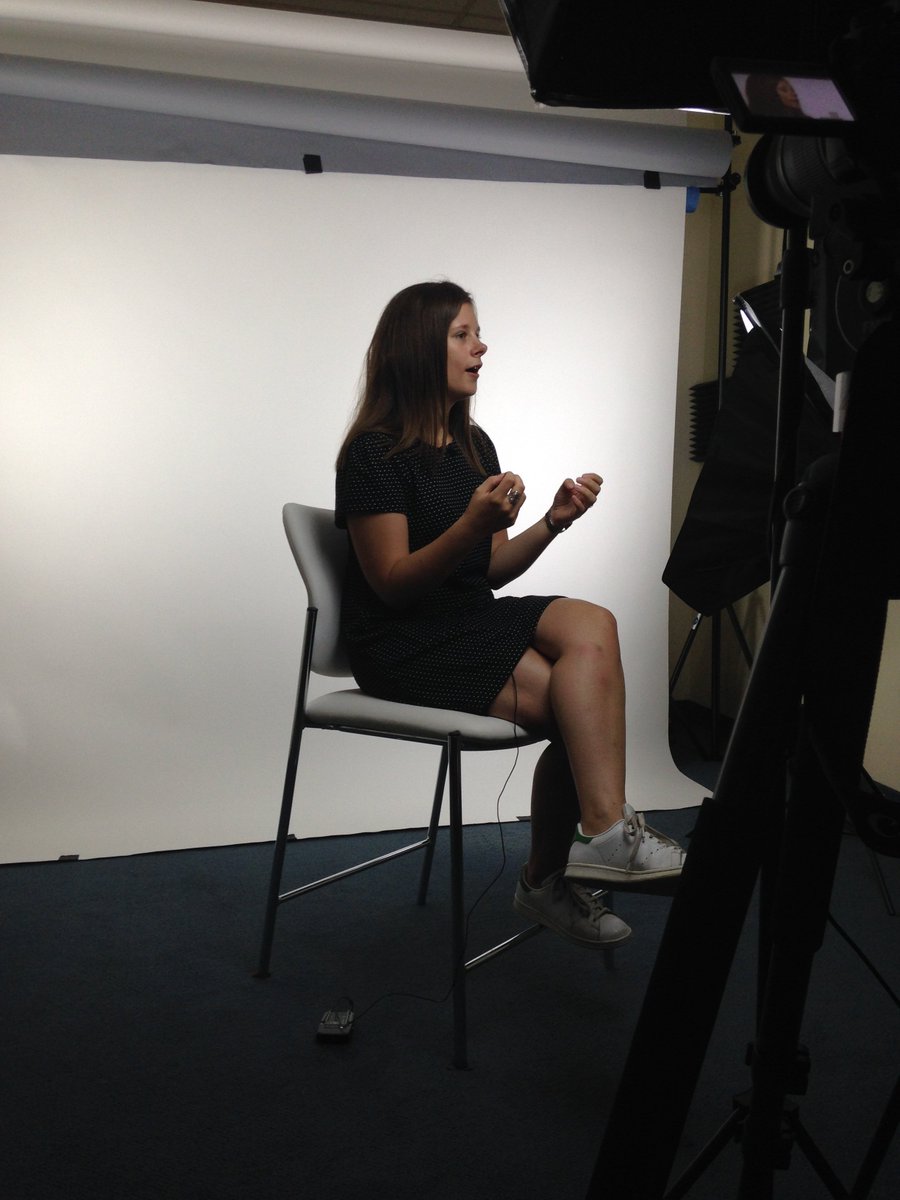 METintl's tweet photo. #METIntl grad Manon Hanquart @ManonHq, a student from @audencia, discusses her internship at #startup @cocomamafoods https://t.co/iU5VhF7qaJ