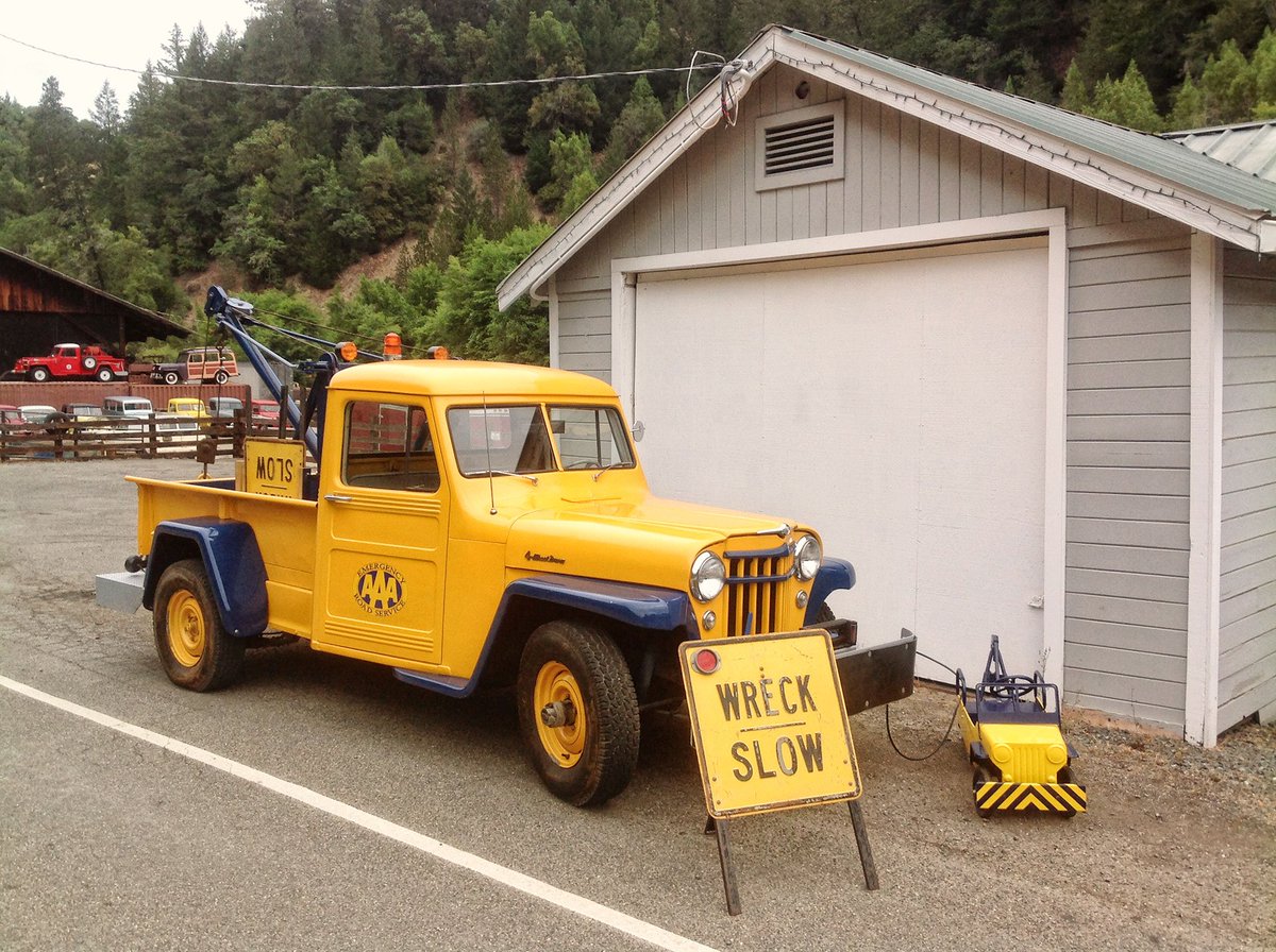 Crown Automotive tweet media