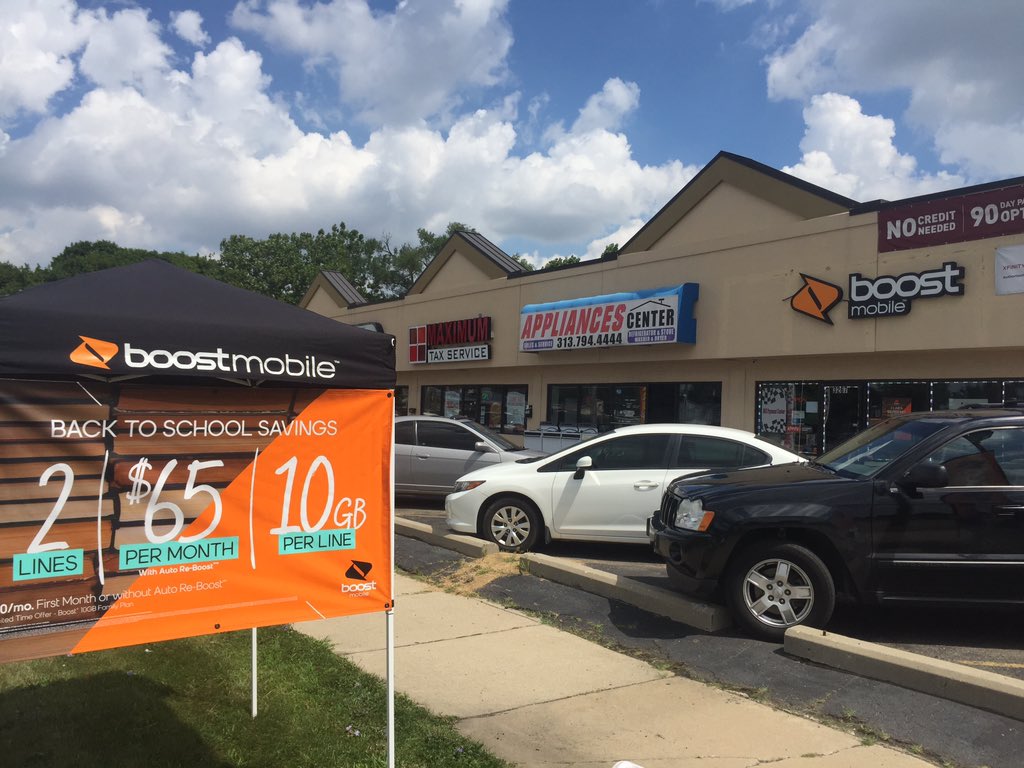 clakinspg's tweet image. Qtel Wireless have some Hot Dealz!!! Way to go Sergio!!! #boostjamz #boosttakeover @TeamVrabel @Hanaee1
