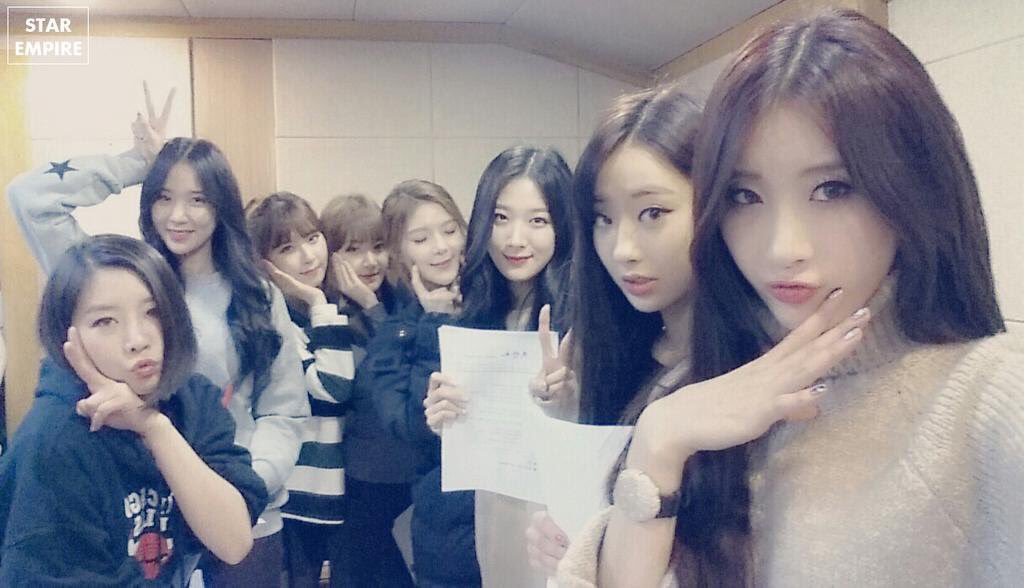 #6yearswith9muses 😭😭💘💘