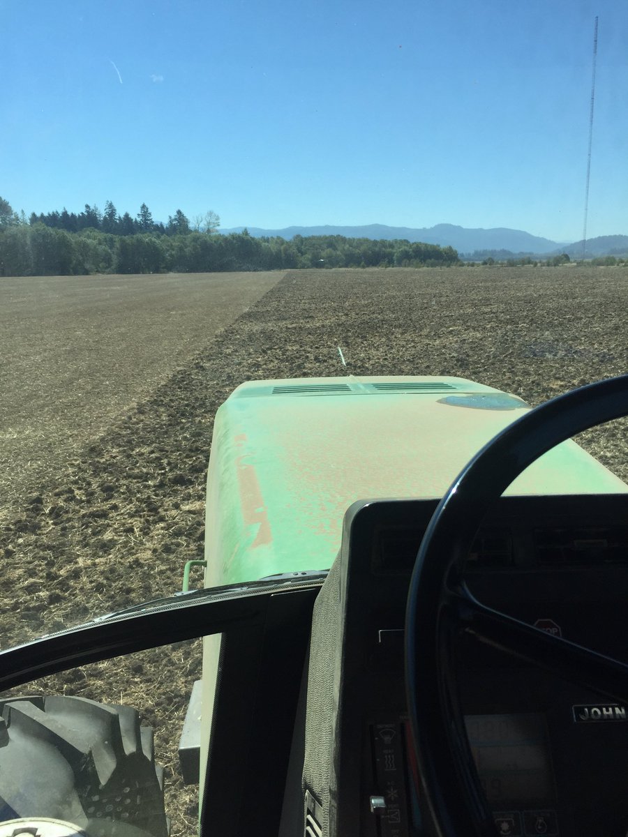 BashawSeed's tweet photo. #DirtWork16 continues in #orag #WillametteValley https://t.co/eGhNQnO81C