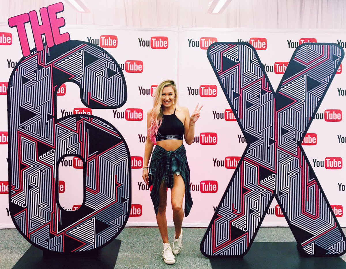 laurDIY's tweet photo. I'm baaaaaack 😍 https://t.co/k2XxbEy95l