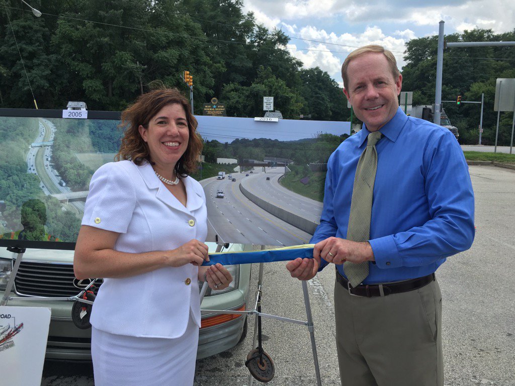 TMACCTIM's tweet photo. #us202 Ribbon Cutting @SecRichards & @RepDuaneMilne @ChesCoCommuter @ChescoPlanning @PennDOTNews https://t.co/g9UTpTfC5Z