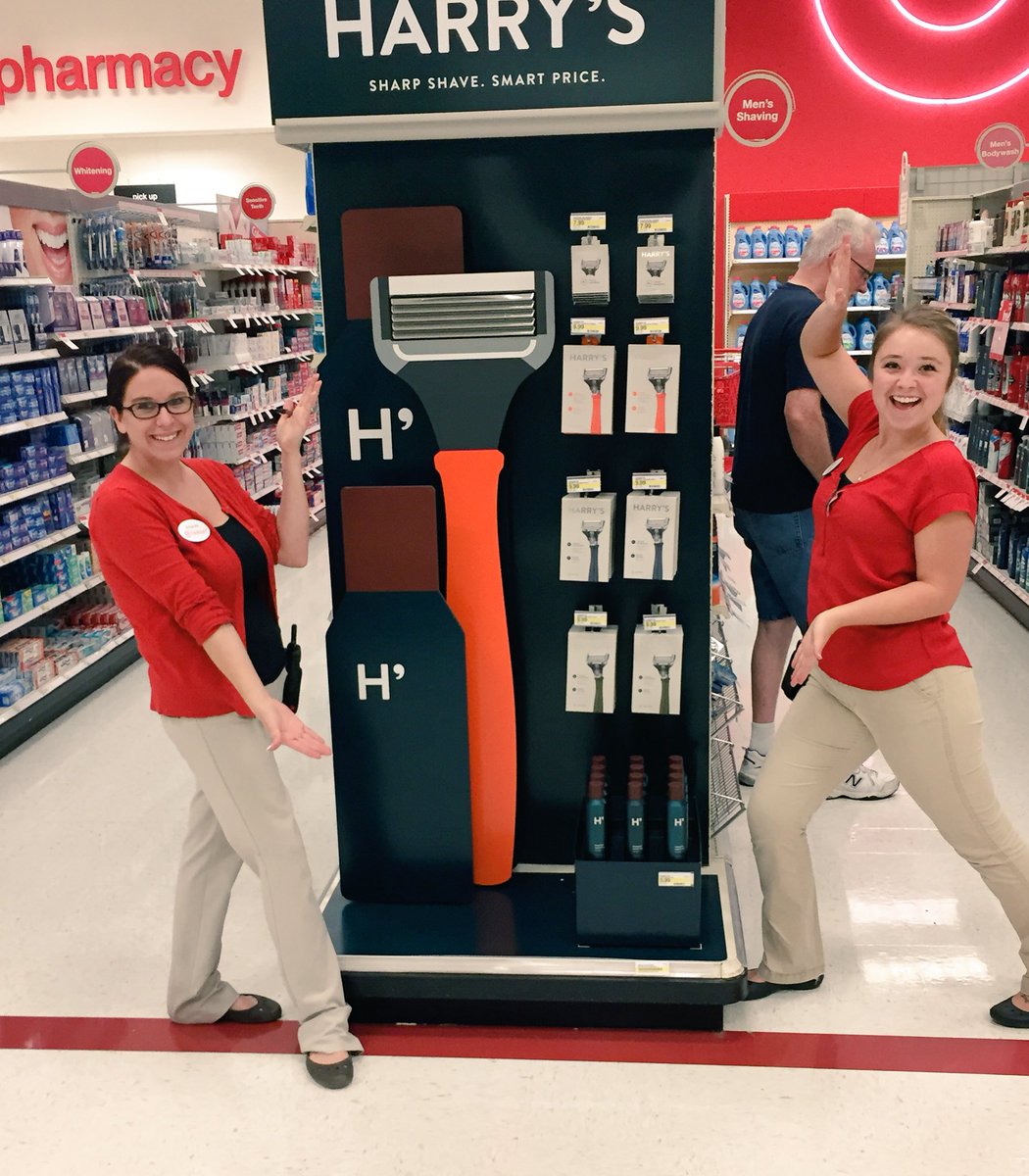 Lindsey_Wuebold's tweet photo. Our guest can see just how excited we are about Harry's! #SetAndReady #HarrysShave #2119 @AmandaLAmes https://t.co/ZYaS92ZDKq