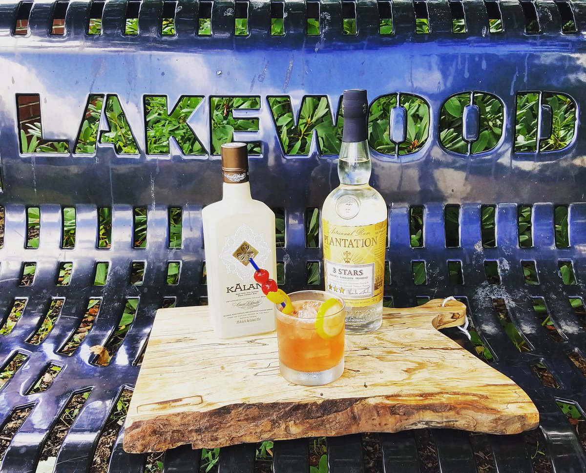 BagStringWine's tweet photo. The Tiki Takeover is in full swing, so say "Mahalo" to a tropical drink, embrace the heat, and head to the beach! https://t.co/YCgg6XEn0t