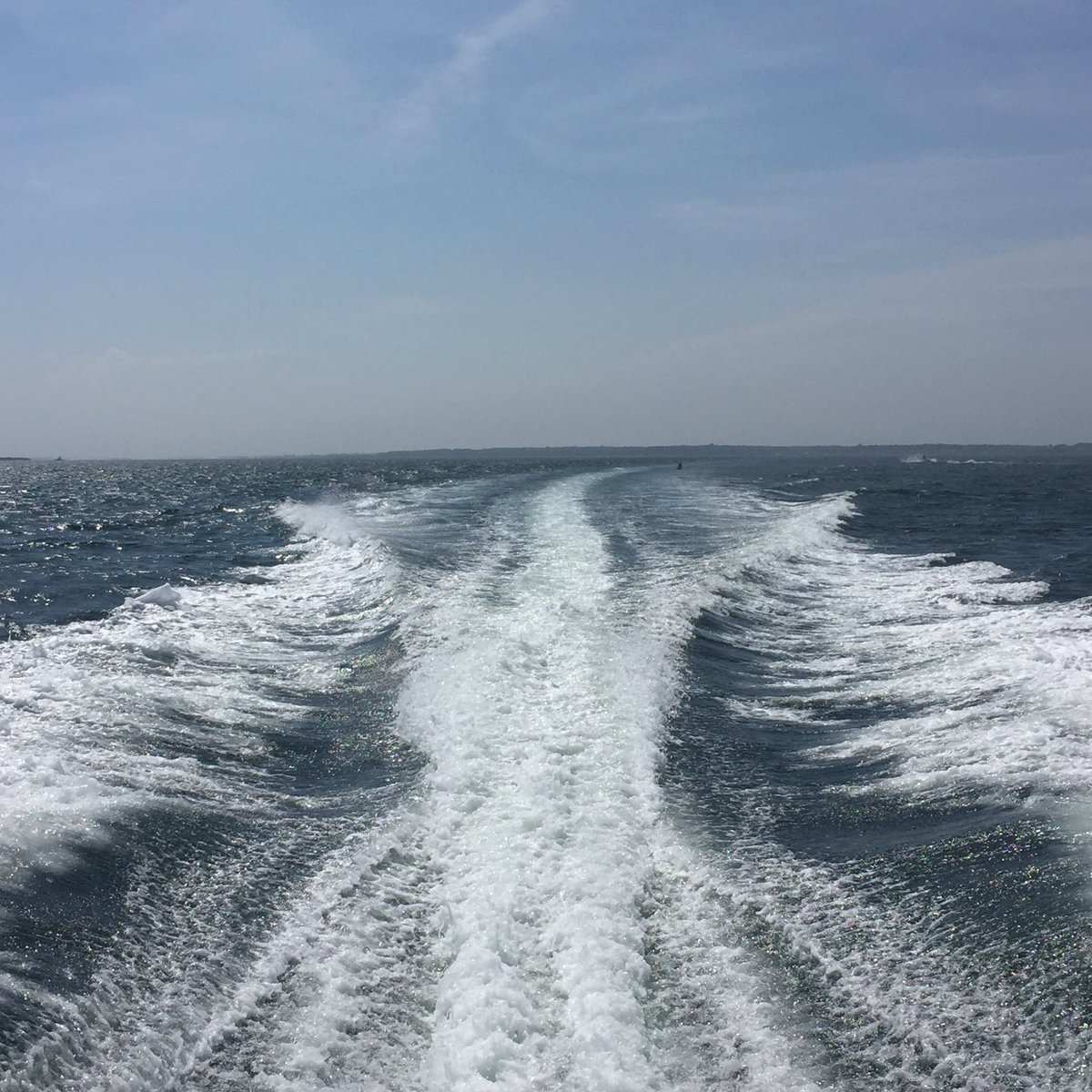 SlipFinderApp's tweet image. The only way to beat the heat today.  Just tap and Go!   #slipfinder