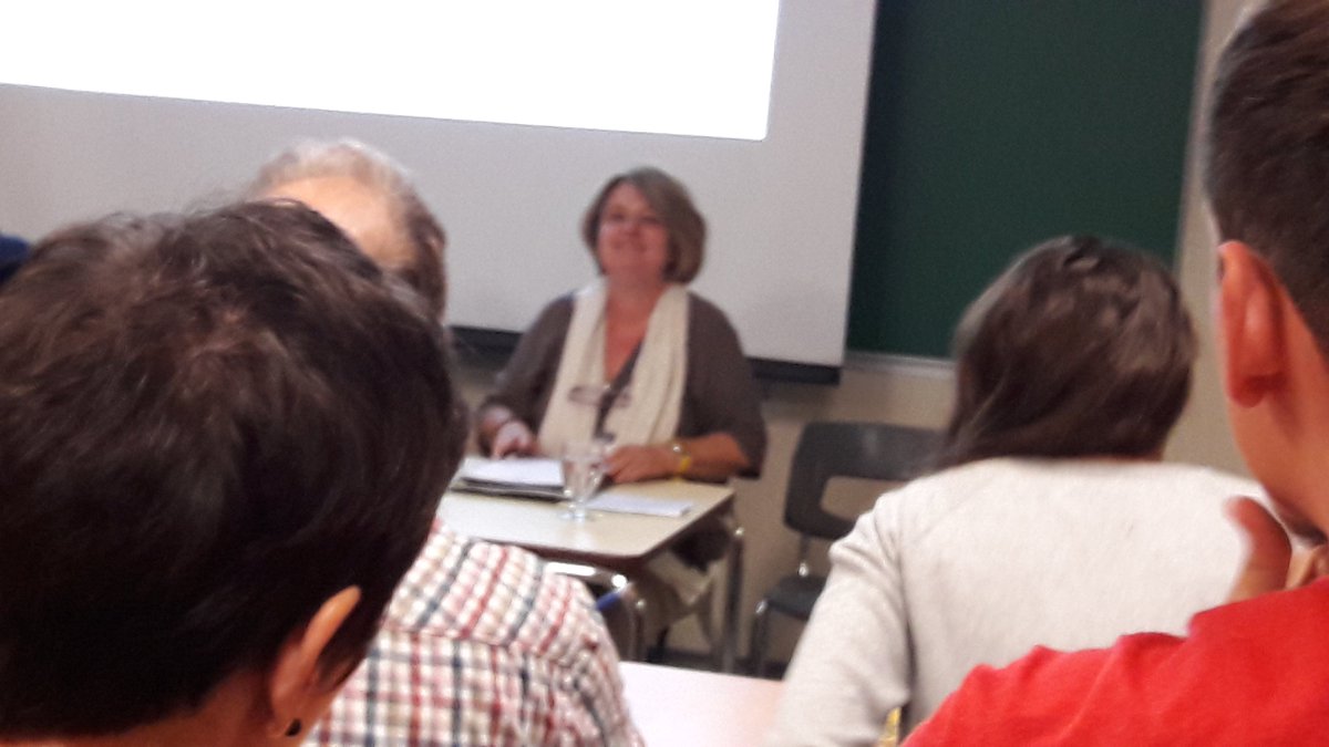 #Fsm2016 #PCF #echo losque les populations bougent c'est qu'il y a des raisons. Natacha de Syryza