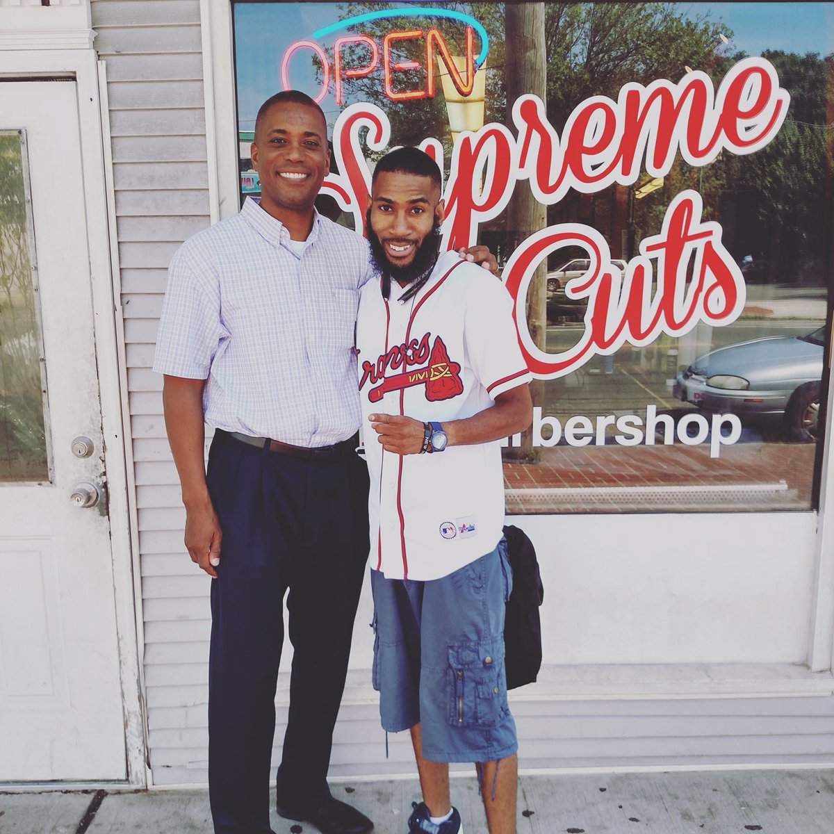 GeorgeLogan100's tweet photo. Great service, even better people at #SupremeCuts in Hamden! #Logan4CT https://t.co/OeGS7z0RbN