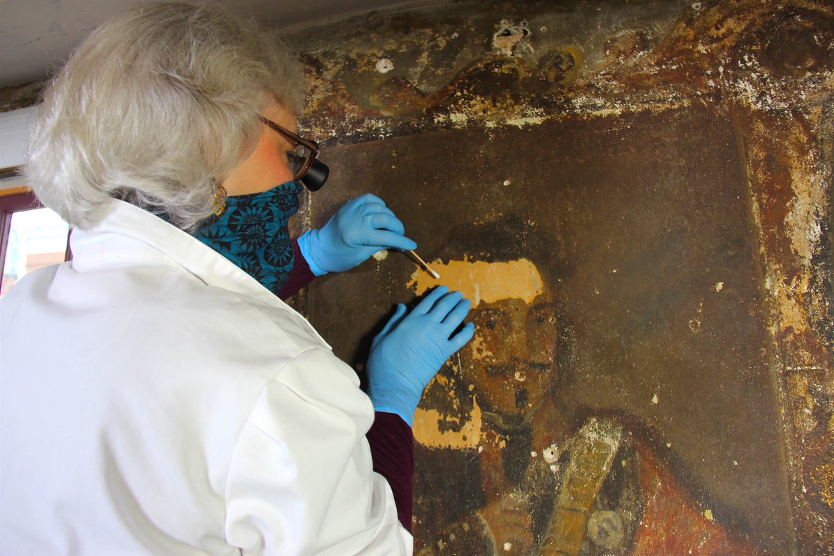 annshaftel's tweet photo. Portrait revealed #SinclairInn Who is he? @DigiMonastery @odellmuseum #restoration #PaintingOfTheDay https://t.co/RCxBQgeb3N