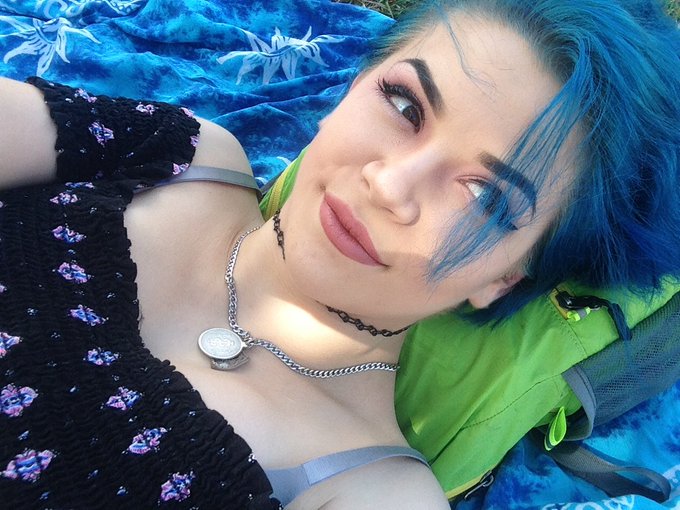 threw down a lure module so we're having a pokemon picnic. it's too bright for selfies 😭 https://t.c