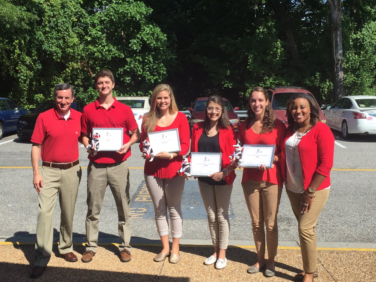 So proud of our Amazing interns in D427!! #youdidit #TGTInterns2016 #interngraduation <a href="/JerryISiegel/">Jerry Siegel</a> @DavidWyant_TGT