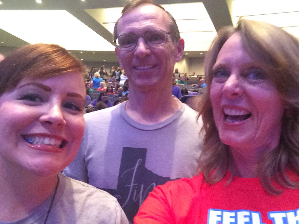 Dat1Teacher's tweet photo. #mckconvo https://t.co/hs33TjoGQi