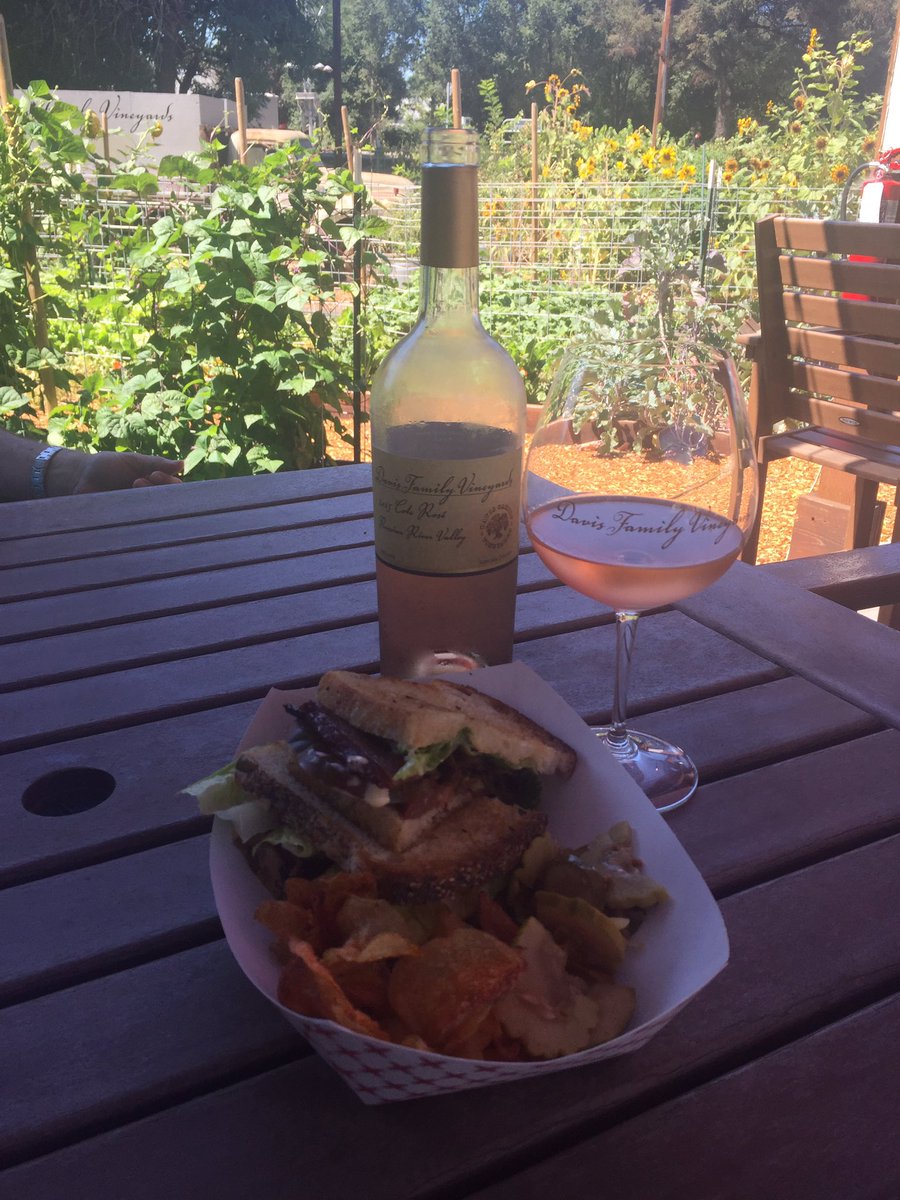 DianaMcIver's tweet photo. @zazukitchen BLT w/ @DavisWines Rose - doesn't get any better! https://t.co/NecZSlO6MI