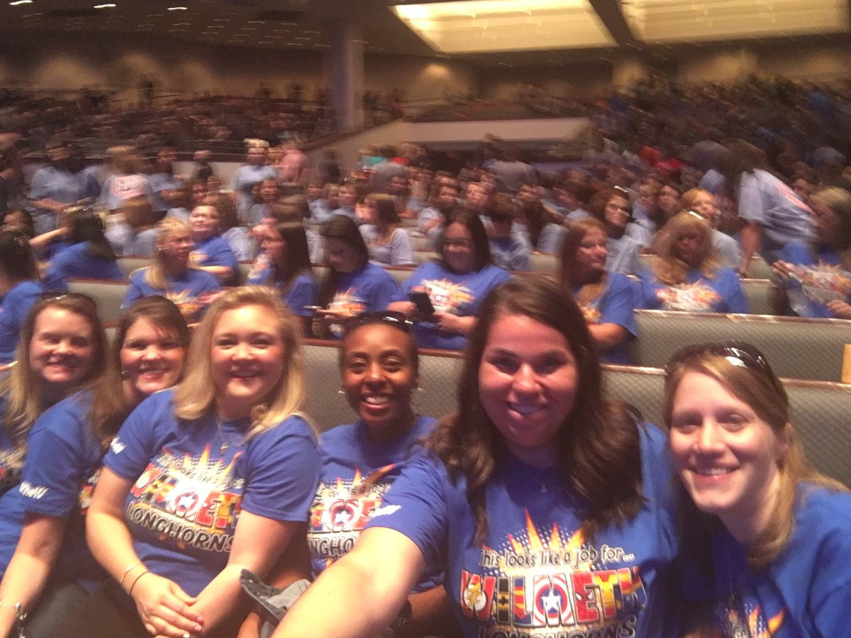 Convocation with W's 1st grade SUPER squad #mckconvo #atthew @TaylorsIstGr @SMaughan13 <a href="/ccarlton_1/">Chambre Carlton</a> <a href="/TerralynSias/">Terralyn Sias</a>