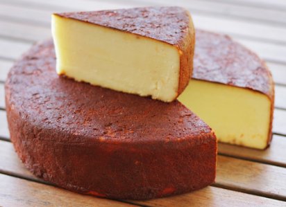 YellowDoorCR's tweet photo. The aromatic blend of habanero &amp; lime, Rubbed with exotic spices, Habanero and Lime Hand-Rubbed Fontina cheese. https://t.co/Cws9SNflIB