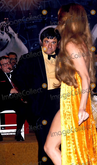 1buddyhacket's tweet photo. Big  wedding tomorrow !!! Woohoo can't wait! https://t.co/nsz0hp7em1