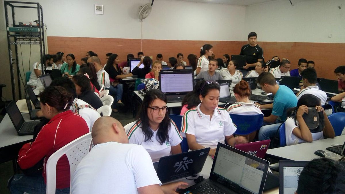 fralobeal's tweet image. Tecnoparque Nodo Ocaña desarrolla EDT #MacrosenExcel con aprendices de la sede #SENA
