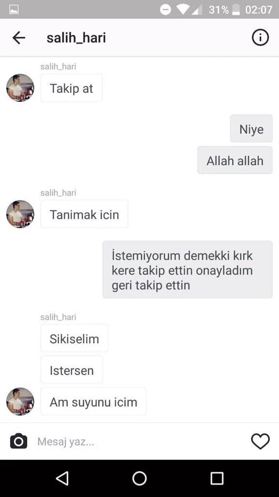 politikbaykus's tweet photo. Sosyal medyadan kadınları taciz eden İ.Ü.Tarih öğrencisi Salih Saygın’ı attığı mesajlarla teşhir ediyoruz. https://t.co/R8m3LgL9Fv